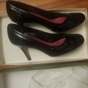 Kate Spade black pumps